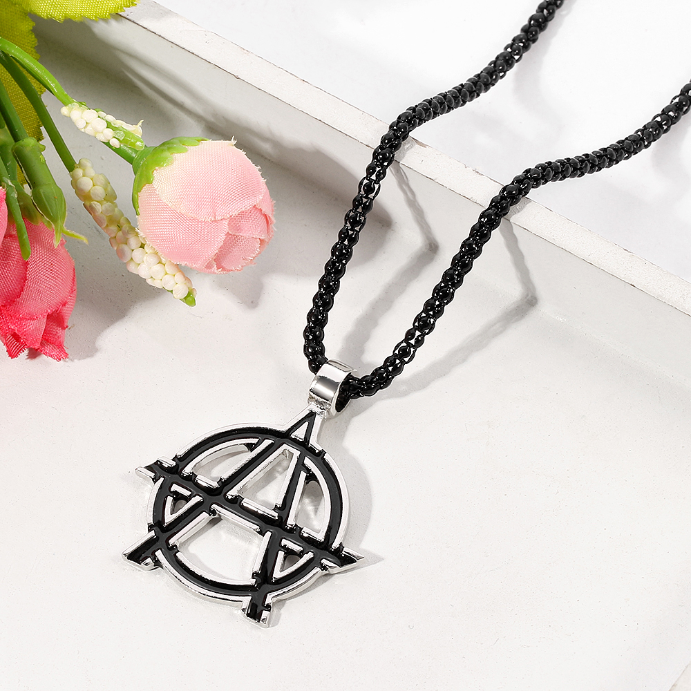 Movies Avengers Symbol Letter  - Vintage Item recensie en prijs