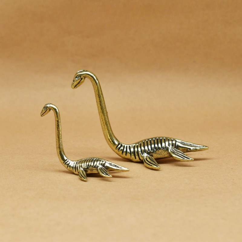 Loch Ness Monster Creature Bra - Vintage Collectible Christmas Ornaments recensie en prijs