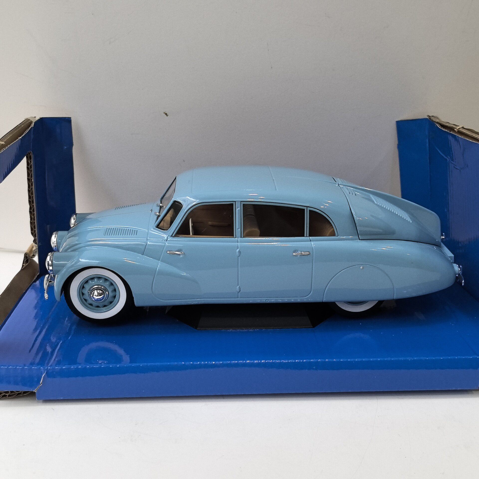 MCG Diecast 1/18 Scale TATRA 8 - Vintage Collection recensie en prijs