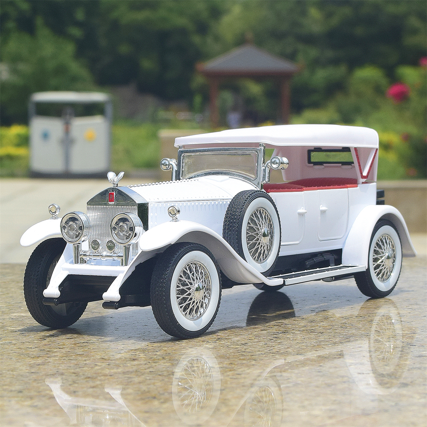 1:24 Rolls-Royce Phantom 1th 1 - Vintage And Collectible Toys recensie en prijs