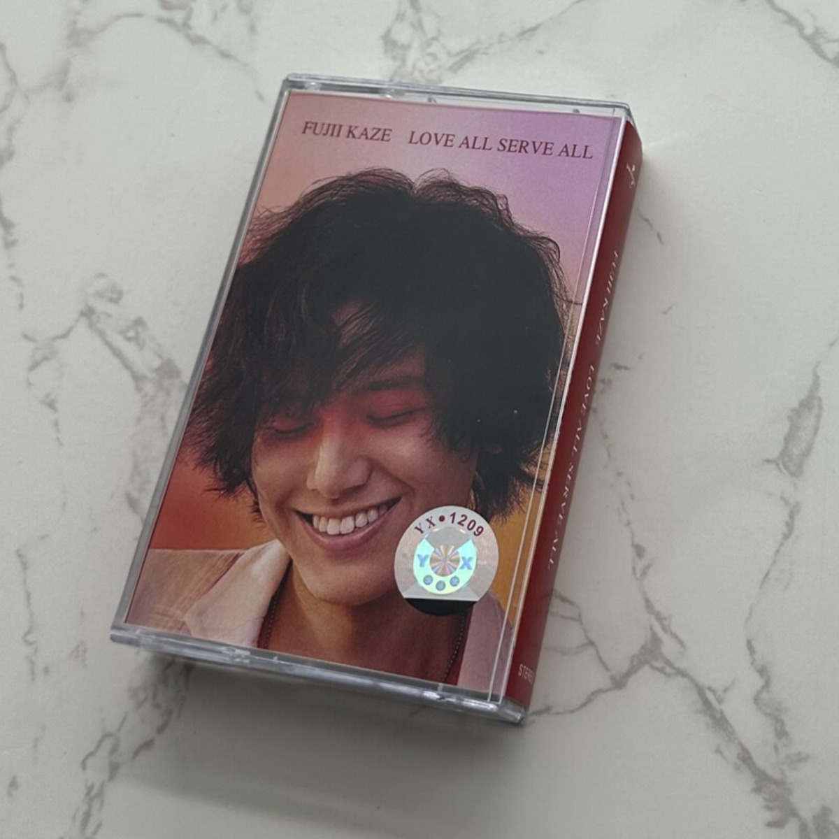 Fujii Kaze LOVE ALL SERVE ALL  - Vintage Collection recensie en prijs
