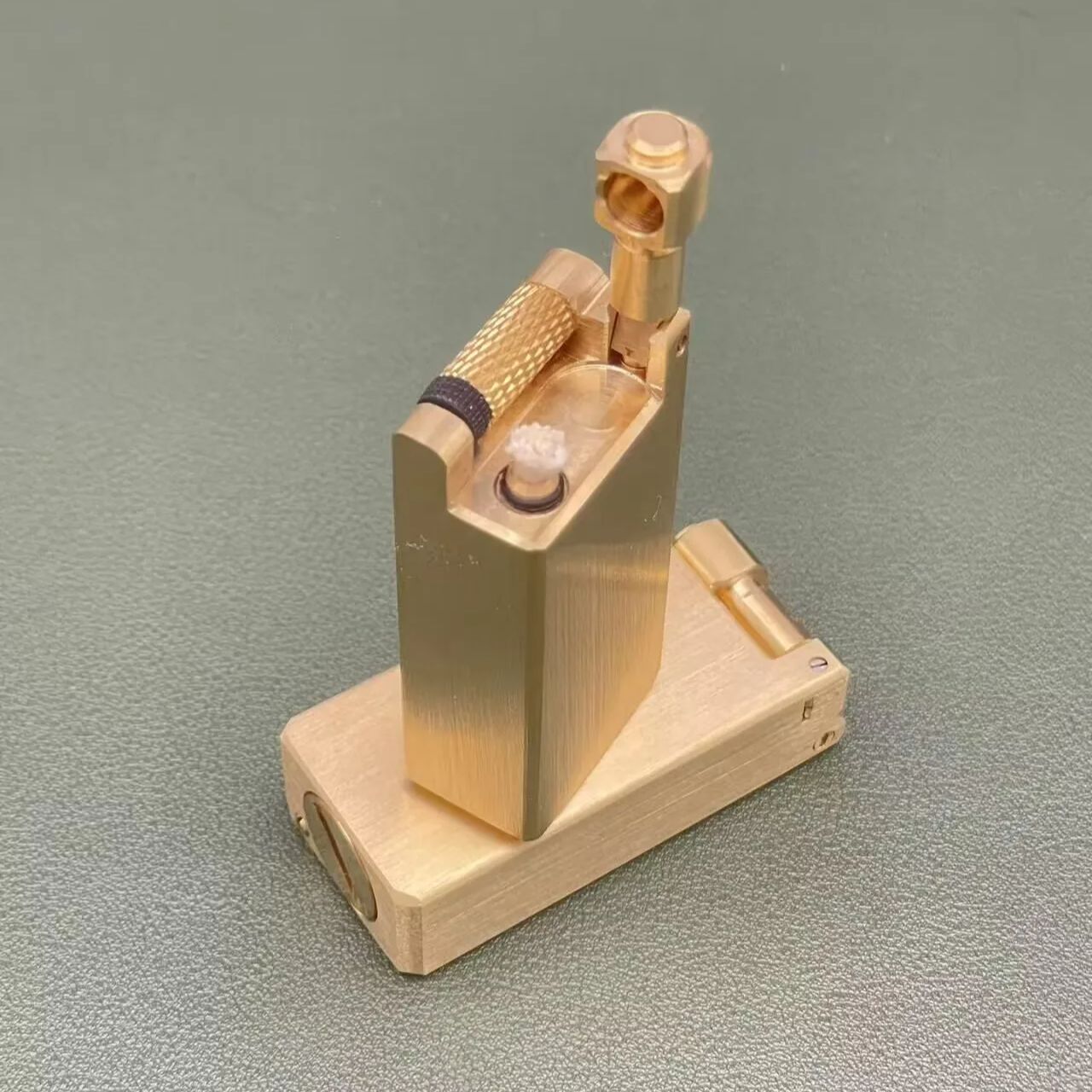 Vintage European Pipe Lighter, - Vintage Collectible Lighters recensie en prijs