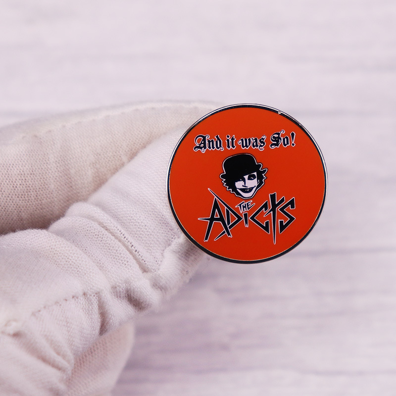 The- Adicts Enamel Pin Vintage - Collectible Vintage Brooches recensie en prijs