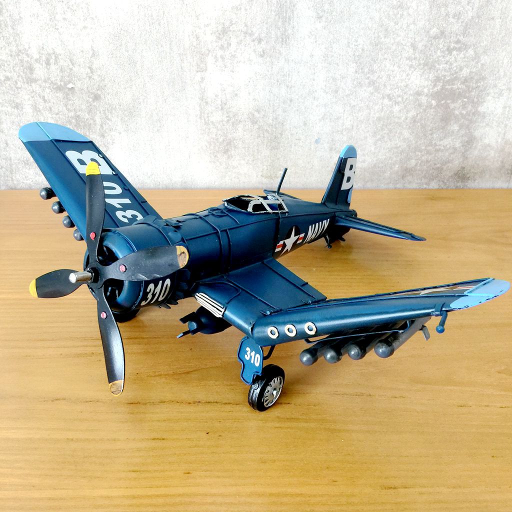 Vintage Ironwork Tin Airplane  - Vintage Collectible Tins recensie en prijs