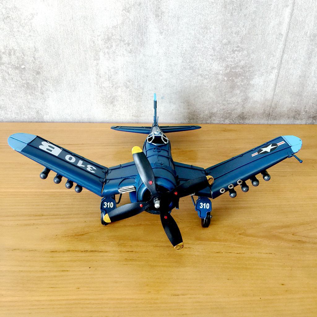 Vintage Ironwork Tin Airplane  - Vintage Collectible Tins recensie en prijs