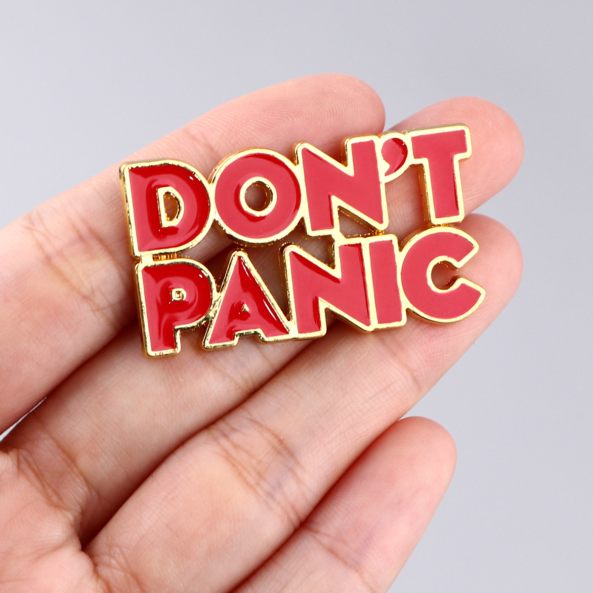 Vintage Enamel Pin Brooch Funn - Vintage Item recensie en prijs